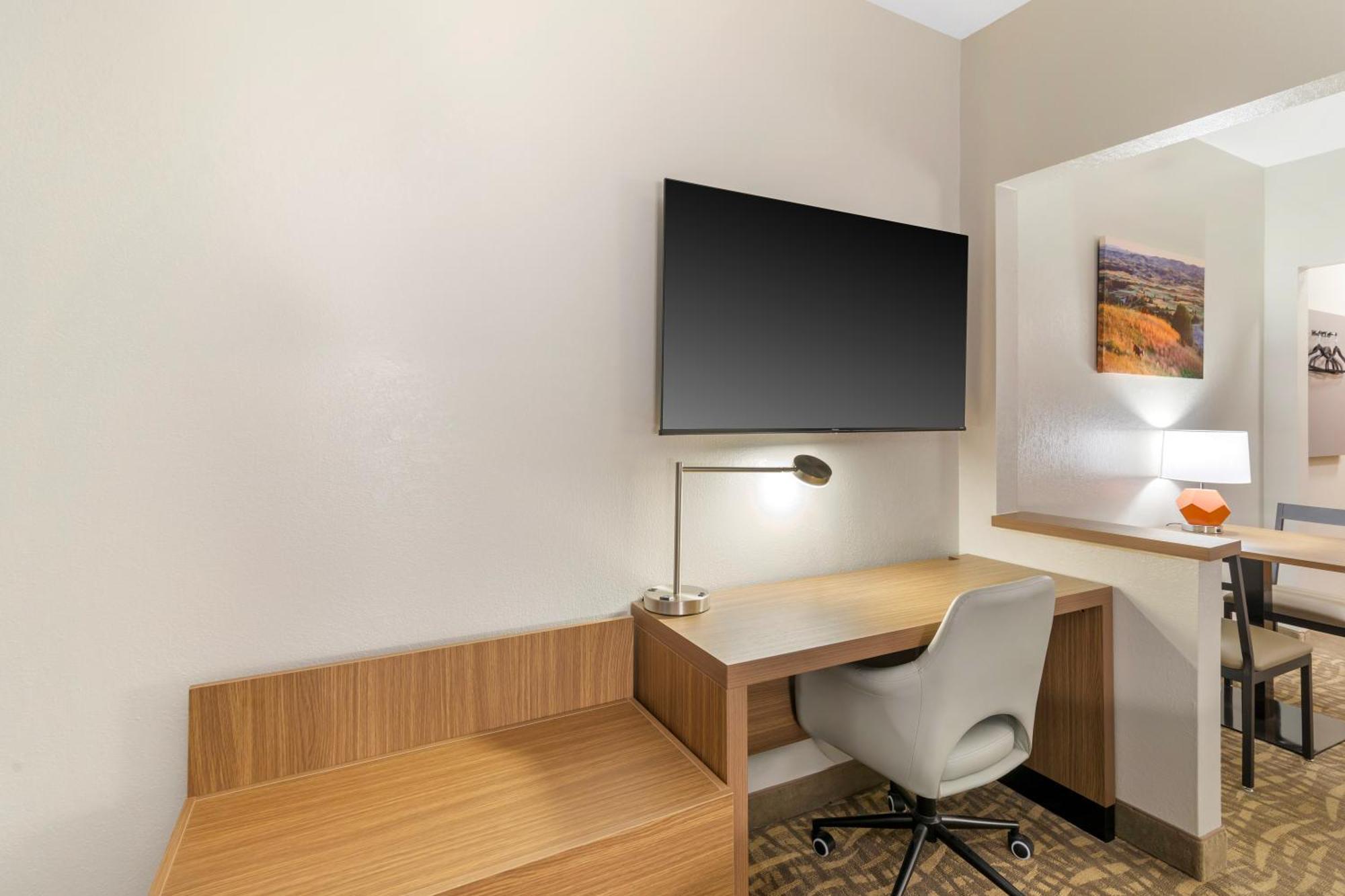 Hotel Everspring 3*